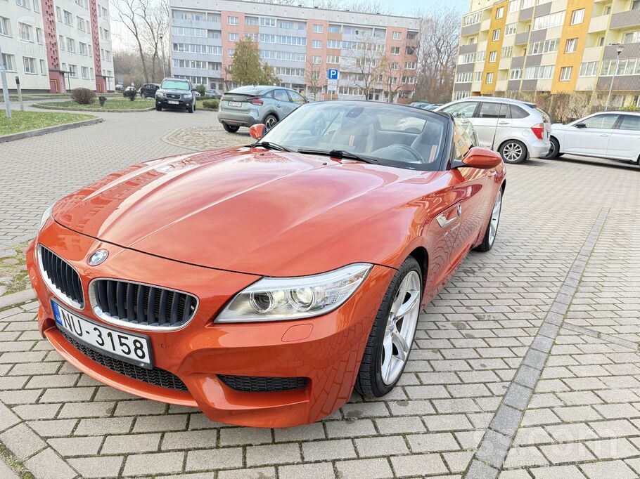 Пакет M Sport (салон и экстерьер)

Частично кожаные спортивные сиденья для