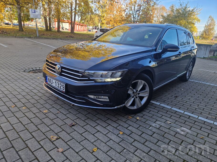 Volkswagen Uzņēmums pārdo Volkswagen Passat V EX RO 1.5Tsi 15