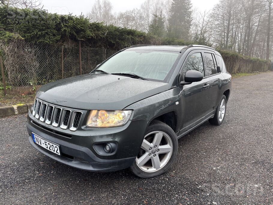 Jeep Compass, manuāls, pilnpiedziņa. Nav rūsas. Ir ūdenssūkņa defekts (tek),