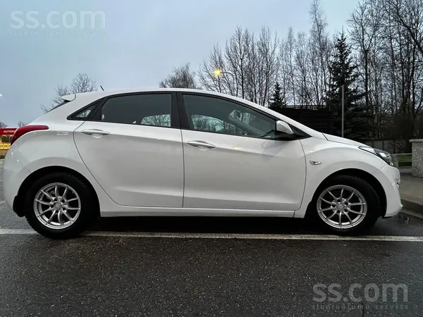 Hyundai Pārdodu labi koptu un uzticamu Hyundai i30 ar skai