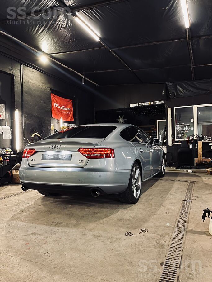 Audi Pārdodu Audi A5 Sportback 2010. gada beigas.  3.0 