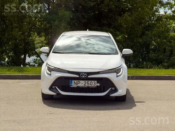 Toyota Pārdodu Toyota Corolla 1.2 Benzīns. Automāts. (85 