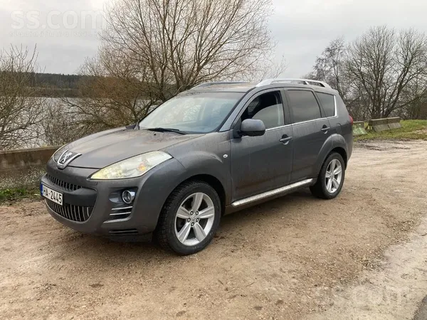 Peugeot Lielisks auto, viss darbojas. Regulāra apkope auto