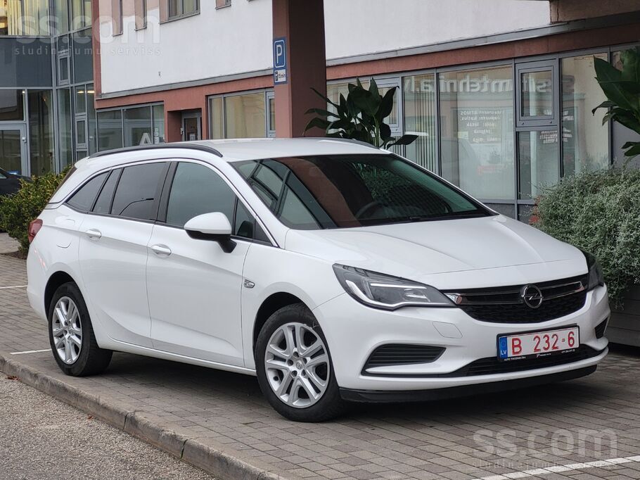 Opel Astra Sports Tourer 1.6D 81kw 6ātrumu mehanika no Nīderlandes. Jauns pi