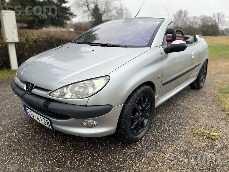 Kabriolets Automats 206cc , izieta jauna apskate. Ņemot vērā ka auto ir 24 g