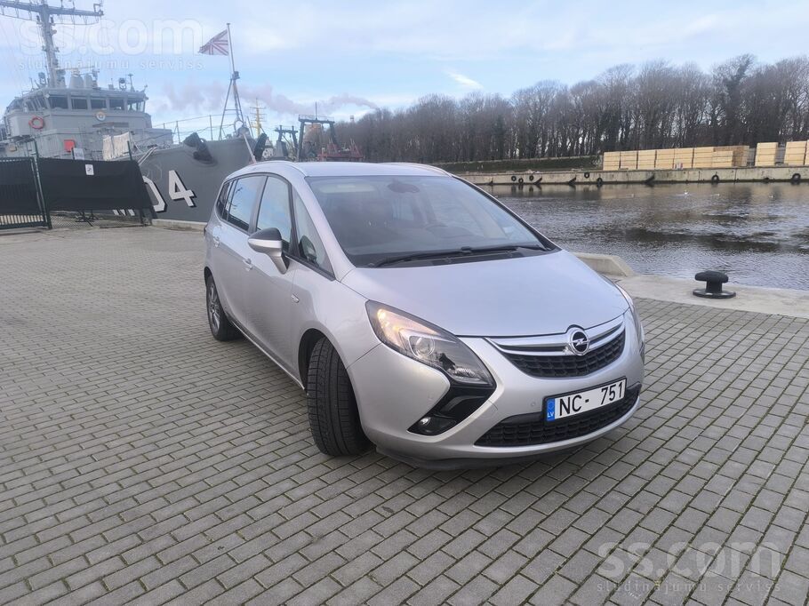 Opel Pārdod Opel Zafira Tourer 2.0D/ 96kw