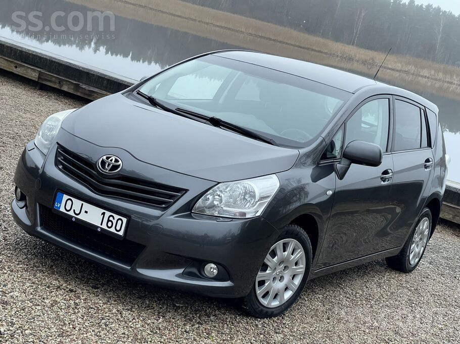 Pārdodu Toyota Verso 2.0 d 93 Kw motoru. Automašīna tikko atvesta no Danijas