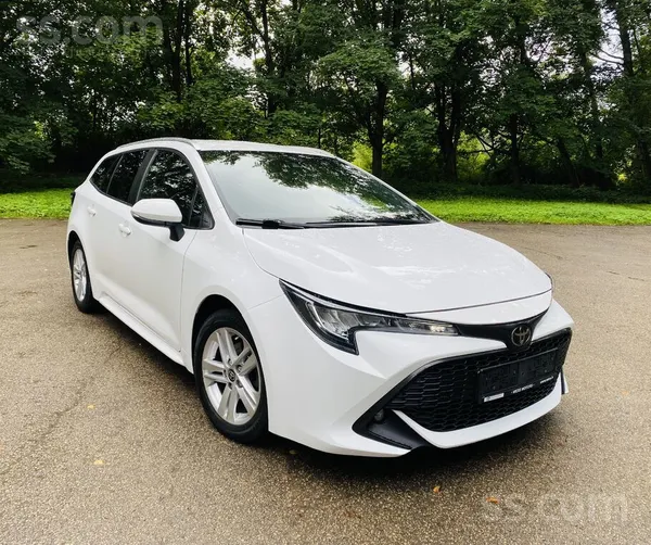 Toyota Corolla - 1