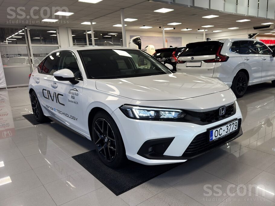 Piedāvājam mazlietotu Honda Civic Advance – pieejams uzreiz pie oficiālā Hon
