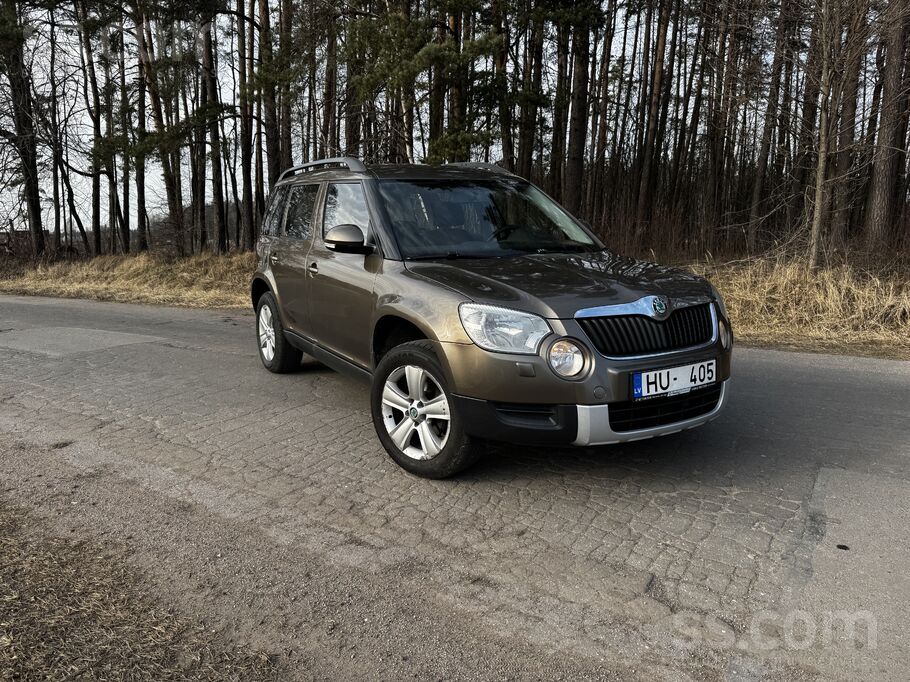 Pārdodas labs uzticams auto. Auto ir augstāks kā standarta ikdienas auto, lī