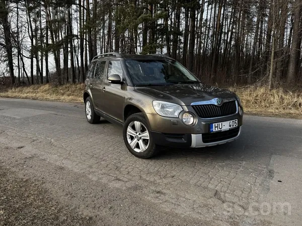 Pārdodas labs uzticams auto. Auto ir augstāks kā standarta ikdienas auto, lī