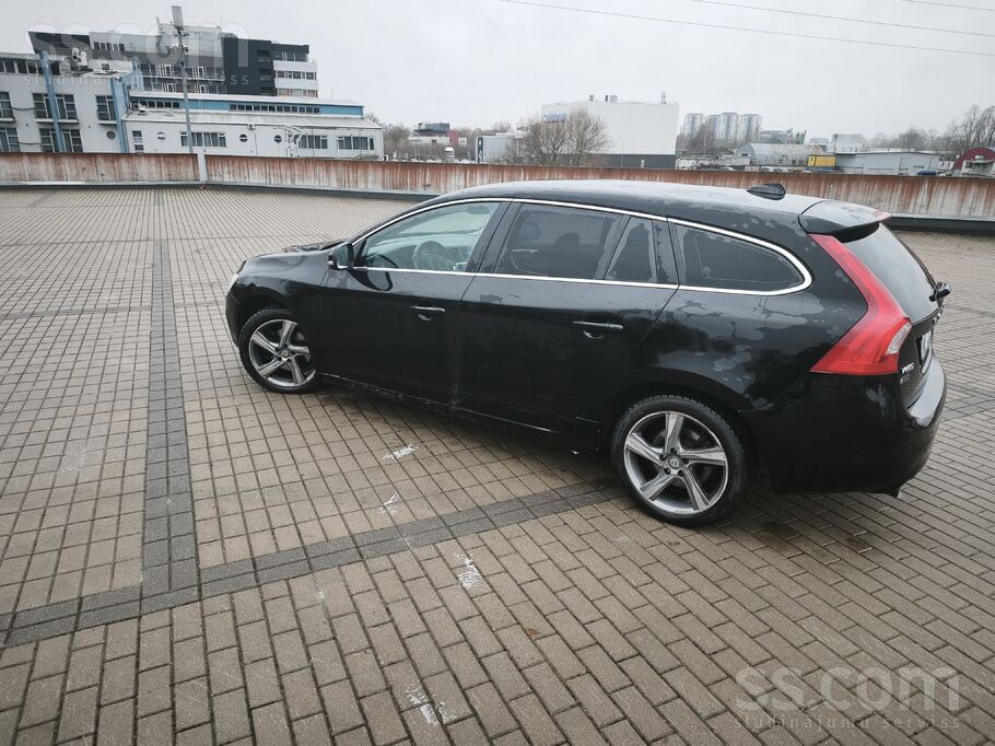 Skaists kopts v 60 ar pilnu komplektāciju un maksimālāko drošības aprīkojumu