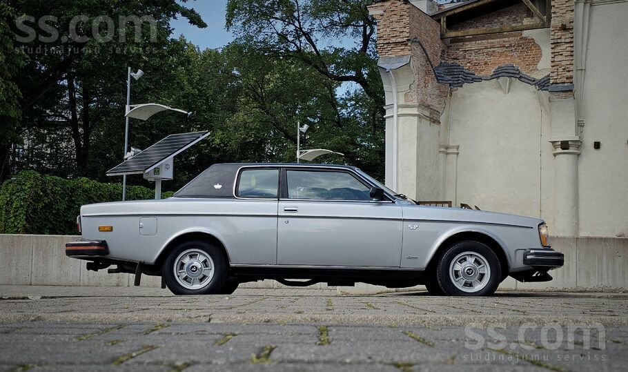 Volvo 262c Berto Coupe ( Europa ).
Ļoti rets modelis, saražoti aptuveni
