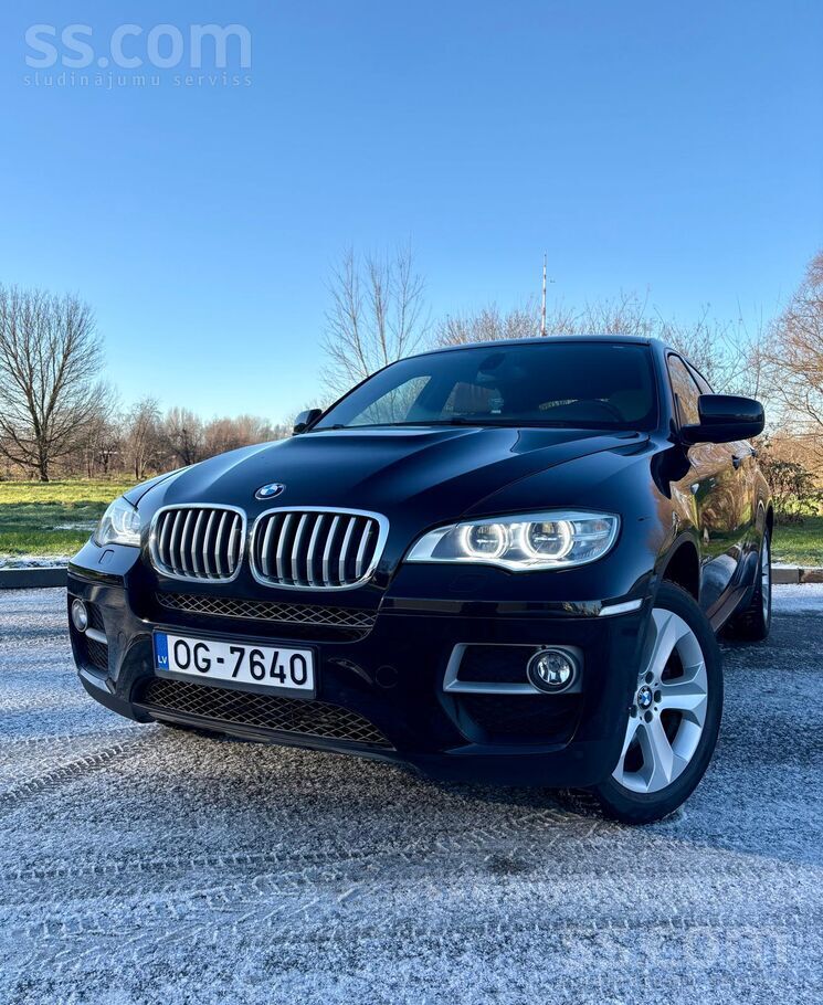 X6 4.0d 306zs.
Jauna TA
Pilns atslēgu komplekts
Divi riepu komplekti
Ti