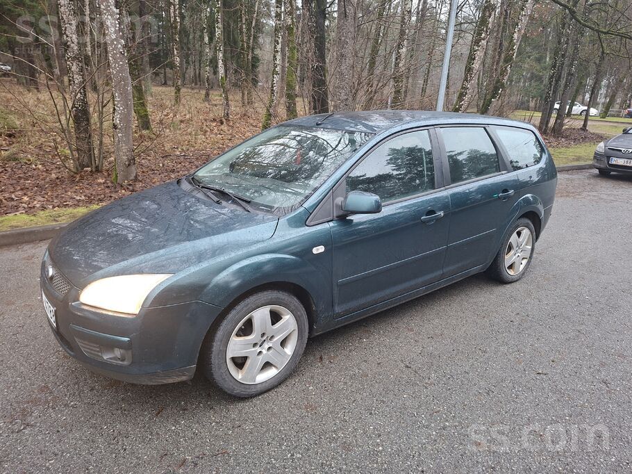 Ford Ekonomisks un ietilpīgs Ford Focus Varian. 1.6 dīz