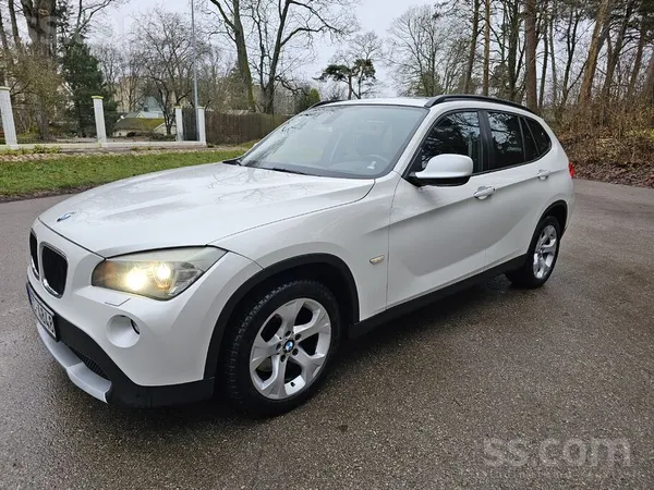 BMW Pārdod BMW X1 . dīzelis, automātiskā Ātrumkārba. 