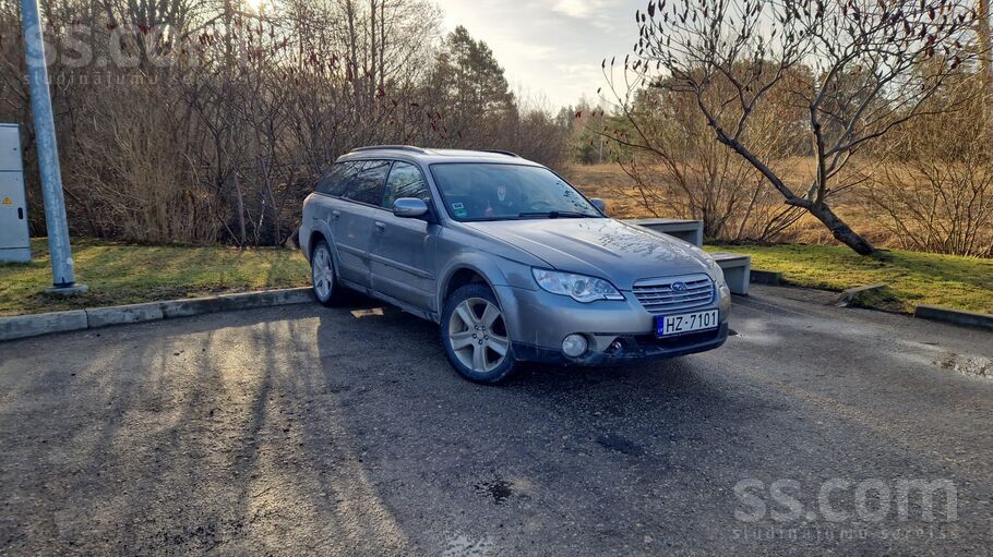 Pārdofu Subaru. Jaunā TA, Darba kārtībā, ir vizuālas nepilnības, nepieciešma
