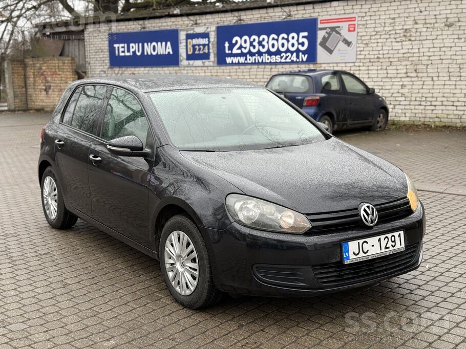 Volkswagen Pārdodu Volkswagen Golf 1.2 benzīns, manuālā kārba