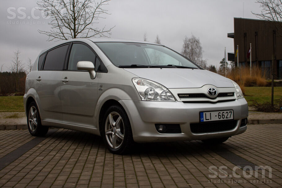 Toyota Corolla Verso