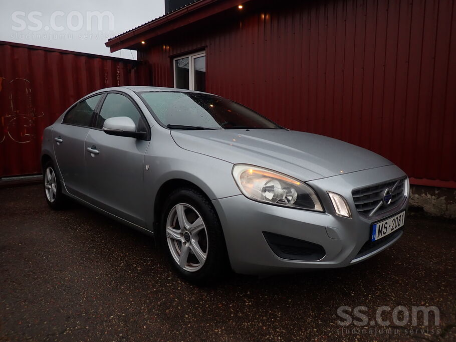 Volvo S60 1.6Td Limusine, T. A. 25.03.2027.
Automašīna ir Labā tehniskā u