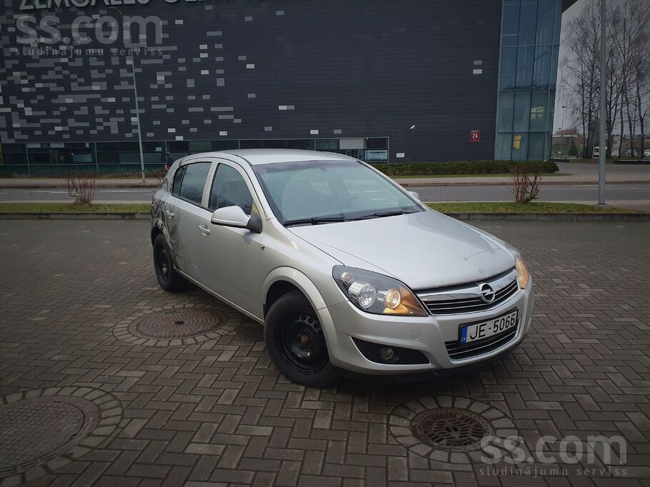 Pārdod Opel Astra H, 85kw, mehānika

Jauna tehniskā apskate
Motors 1.6 ap