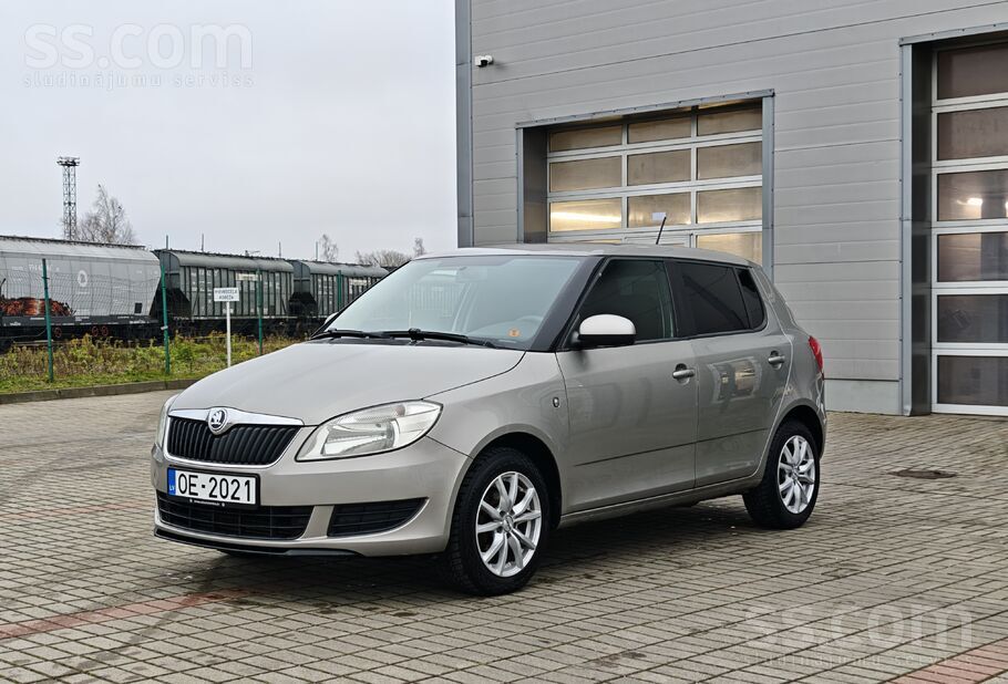 Škoda Fabia ar 1.6Tdi dīzeļdzinēju (75Zs) un 5 pakāpju manuālo pārnesumkārbu