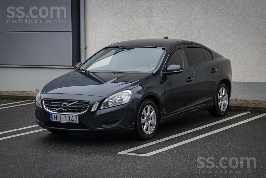 Volvo S60 1.6 dīzelis, Mehānika. 

Auto labā tehniskā un vizuālā stāvoklī.