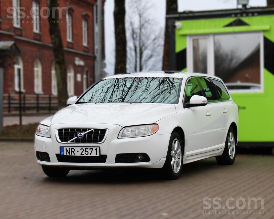 1.6D/80Kw. Jauna TA, manuālis, ādas sēdekļi ar apsildi, kondicioniers, kruīz