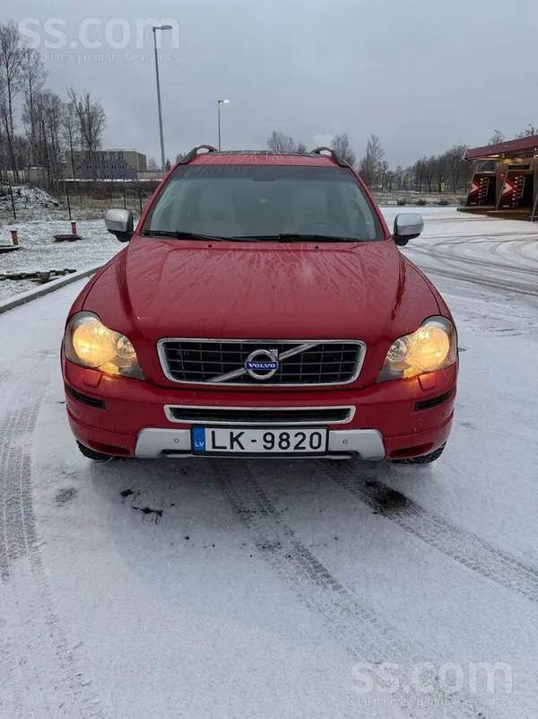 Volvo Pārdod Volvo Xc90 2.4 D R-Design komplektācija. 4x