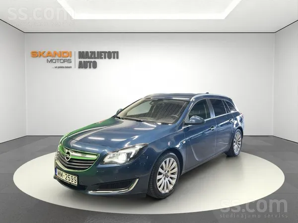 Opel Opel Insignia ar 1.6 Dīzeļa dzinēju un Manuālo ātr