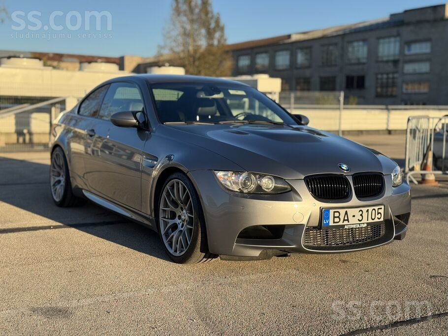 BMW M3 E92 Competition ar S65 4.0l V8 atmosfērisko dzinēju, 7-pakāpju M-Dct