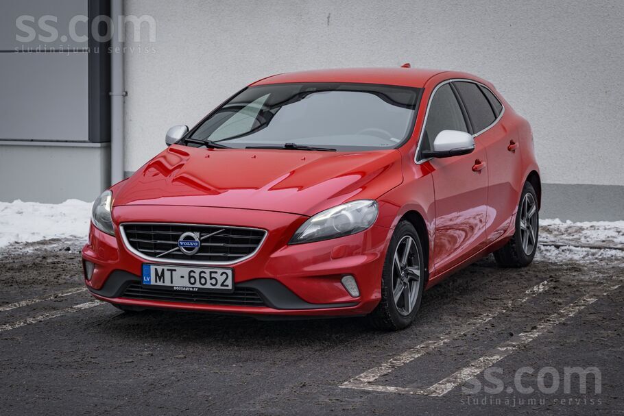 Volvo Volvo V40 R-Design 2.0 dīzelis 88kW, Mehānika. 