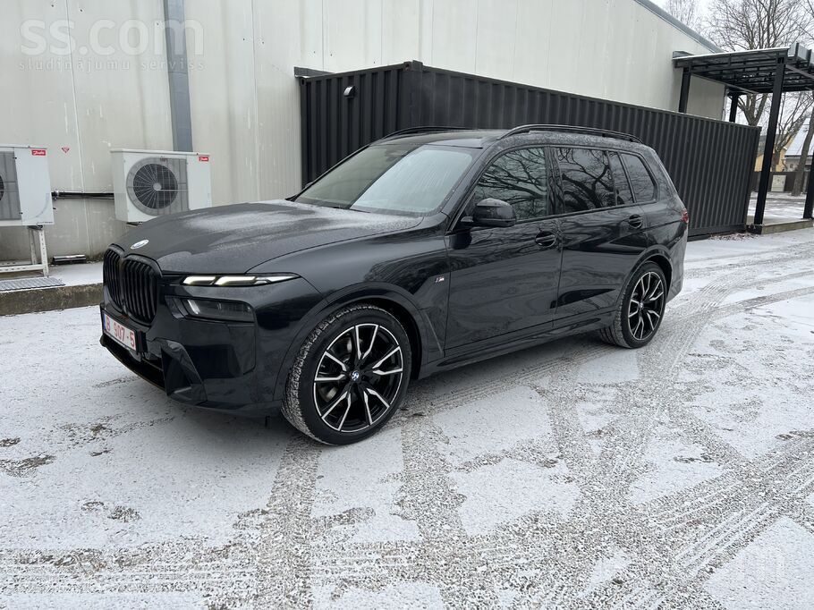 BMW X7 Xdrive 4.0D M-Sport Facelift Individual 6 vietas B&w
Auto ir ražot
