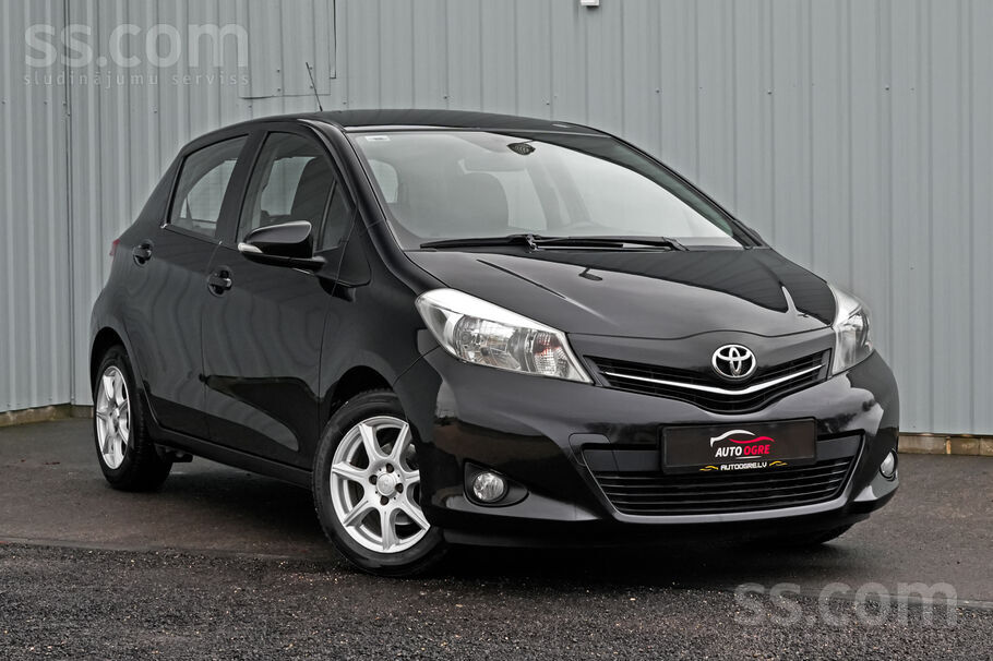 1.3i. 73kW. Benzīns. Kopts akurāts auto. 
Norādītajā cenā iekļauta reģistrā