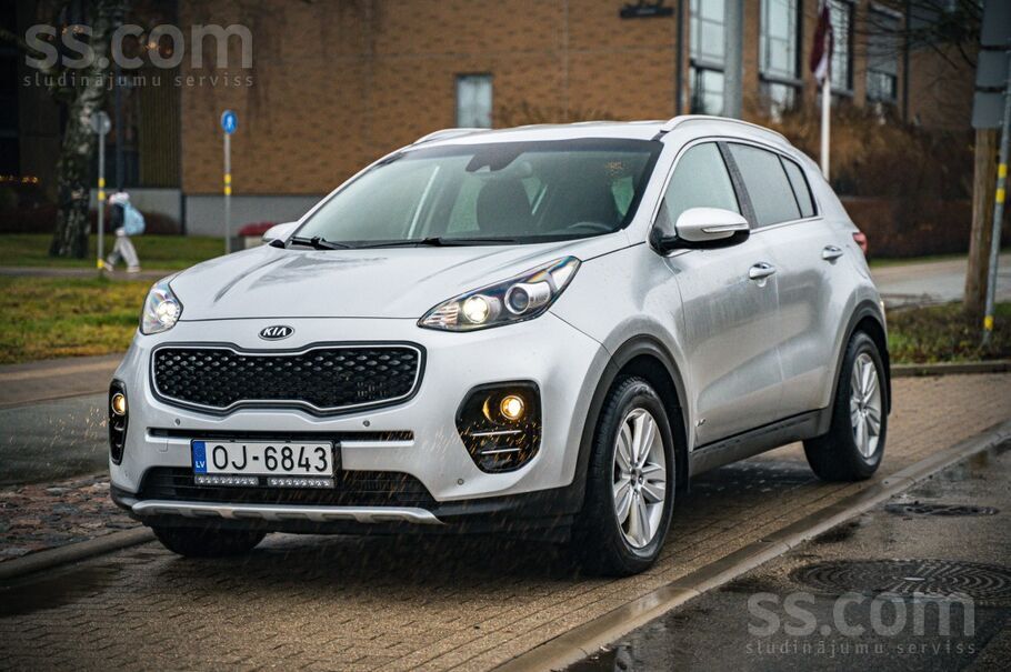 Pārdod Kia Sportage 2.0 dīzelis, 4x4, automātiskā Ātrumkārba.
Bezmaksas
