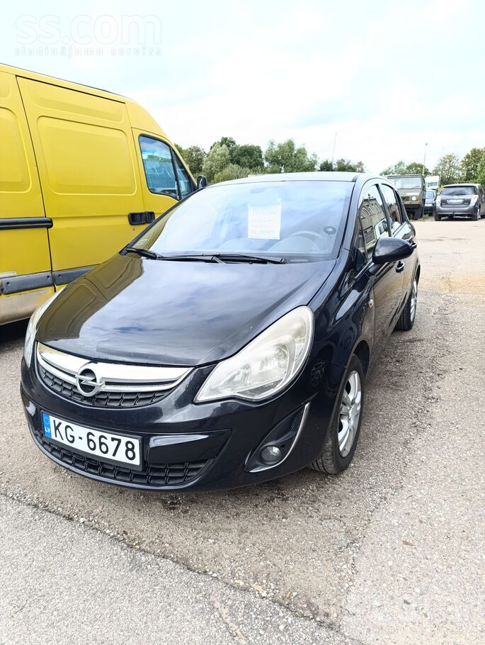 Opel Pārdod Opel Corsa ar apskati līdz 12.2026. Ļoti ek
