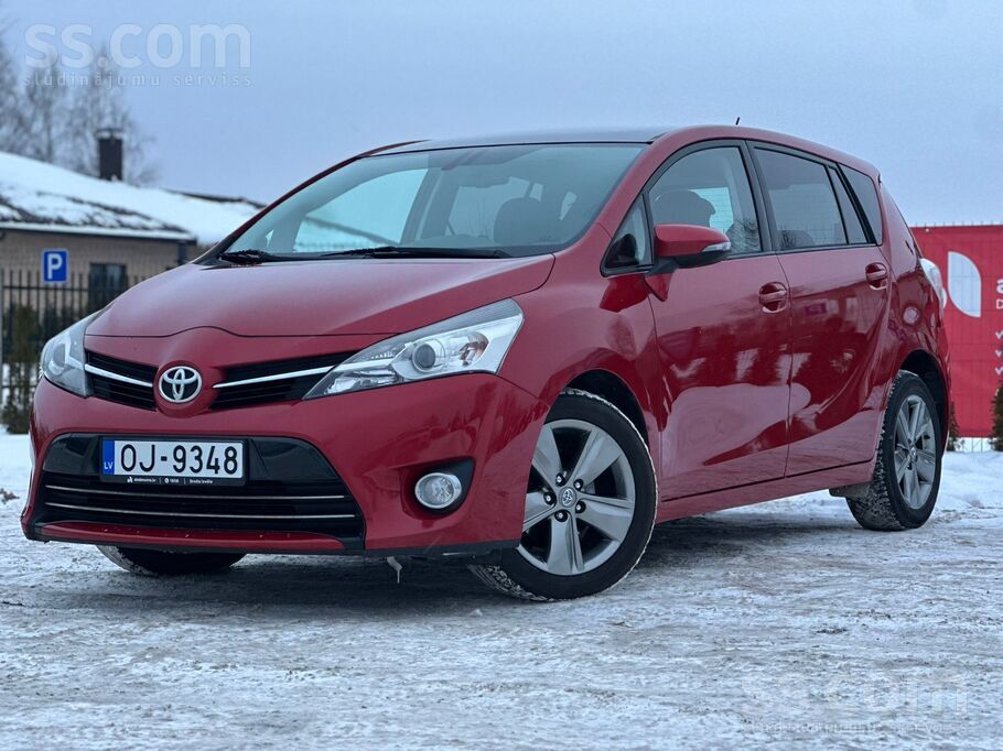Toyota Toyota Verso 2014. 1.6d 82kw, Mehānika