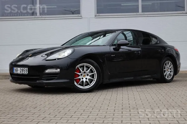 Porsche Ļoti labā stāvoklī Porsche Panamera 3.0 Diesel. 25