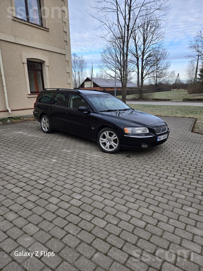 Volvo Pārdodu koptu Volvo V70. Skate līdz 06.12.2026.