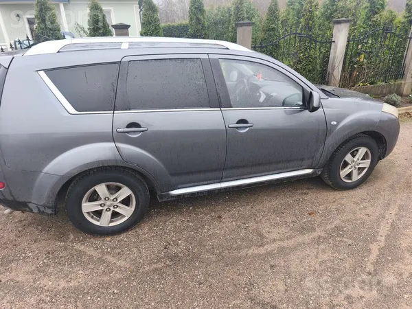Peugeot Pārdodu labu ģimenes auto Peugeot 4007, 2008. gada