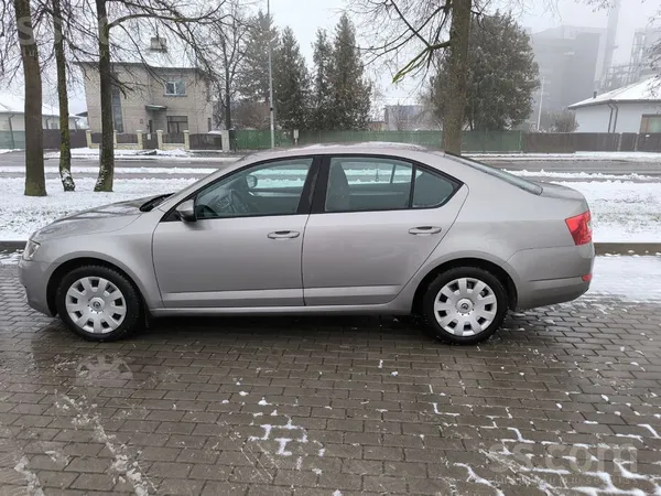 Skoda Pardodu Skoda Oktavia. 