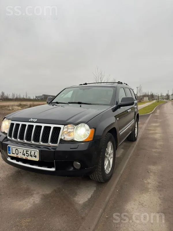 Jeep Labs apvidus džips. 