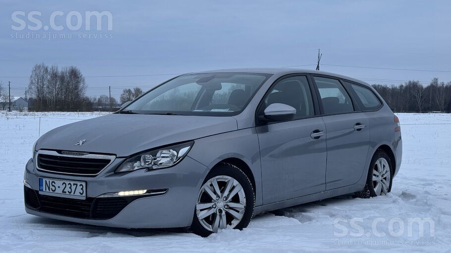 Продаётся Peugeot 308 2015 года 1.6 Bluehdi 88kW в отличном техническом сост