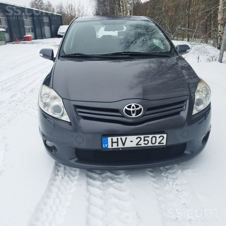Toyota Labā tehniskā stāvoklī. 