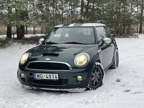 Mini Pārdodu Mini Cooper S 1.6l turbo benzīns, 128kW, 2
