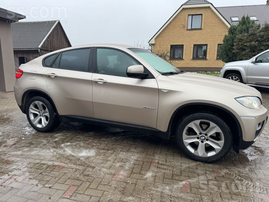 BMW Mašīna ļoti labā tehniskajā un vizuālajā stāvoklī,