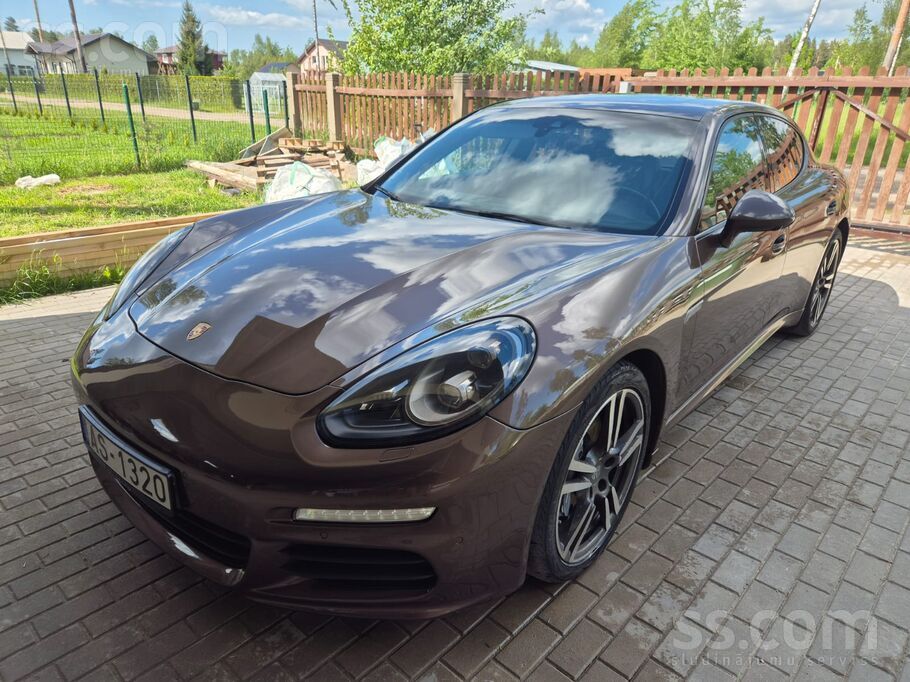 Porsche panamera 970.2. 3.0 Disel.
Ziema nav izmantota.
Bose sound syste