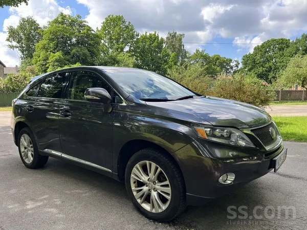 Lexus Продаю Lexus 450H Dark brown в хорошем состоянии. 
