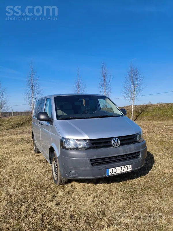 Volkswagen T5 Kombi busiņš 9 vietas labā teh. stāvoklī. 