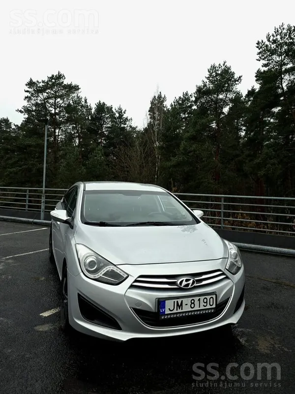 Hyundai Pārdodu savu pirmo personīgo auto. Vienmēr kalpoji